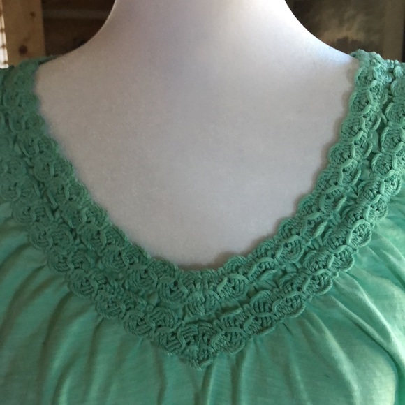 JM Collection Women Sage Green T-shirt - Picture 4 of 11